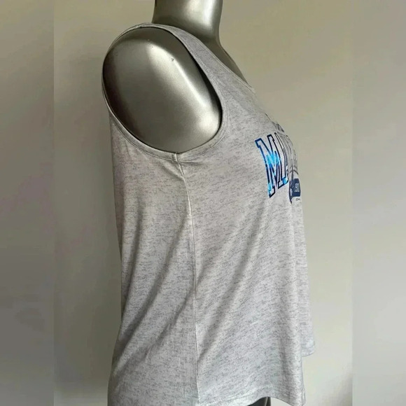 🆕Women’s | Toronto Maple Leafs Tank Top - Picture 3 of 14